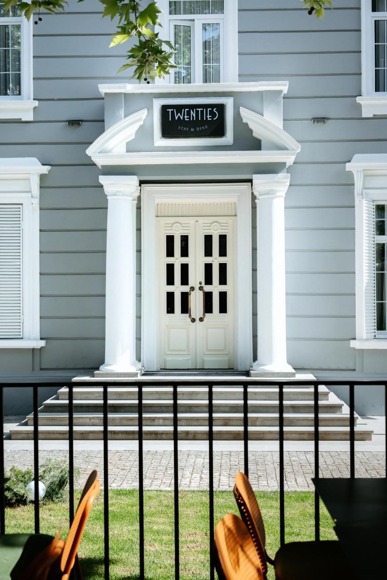 Hotel Twenties Tbilisi - Stay & Dine מראה חיצוני תמונה