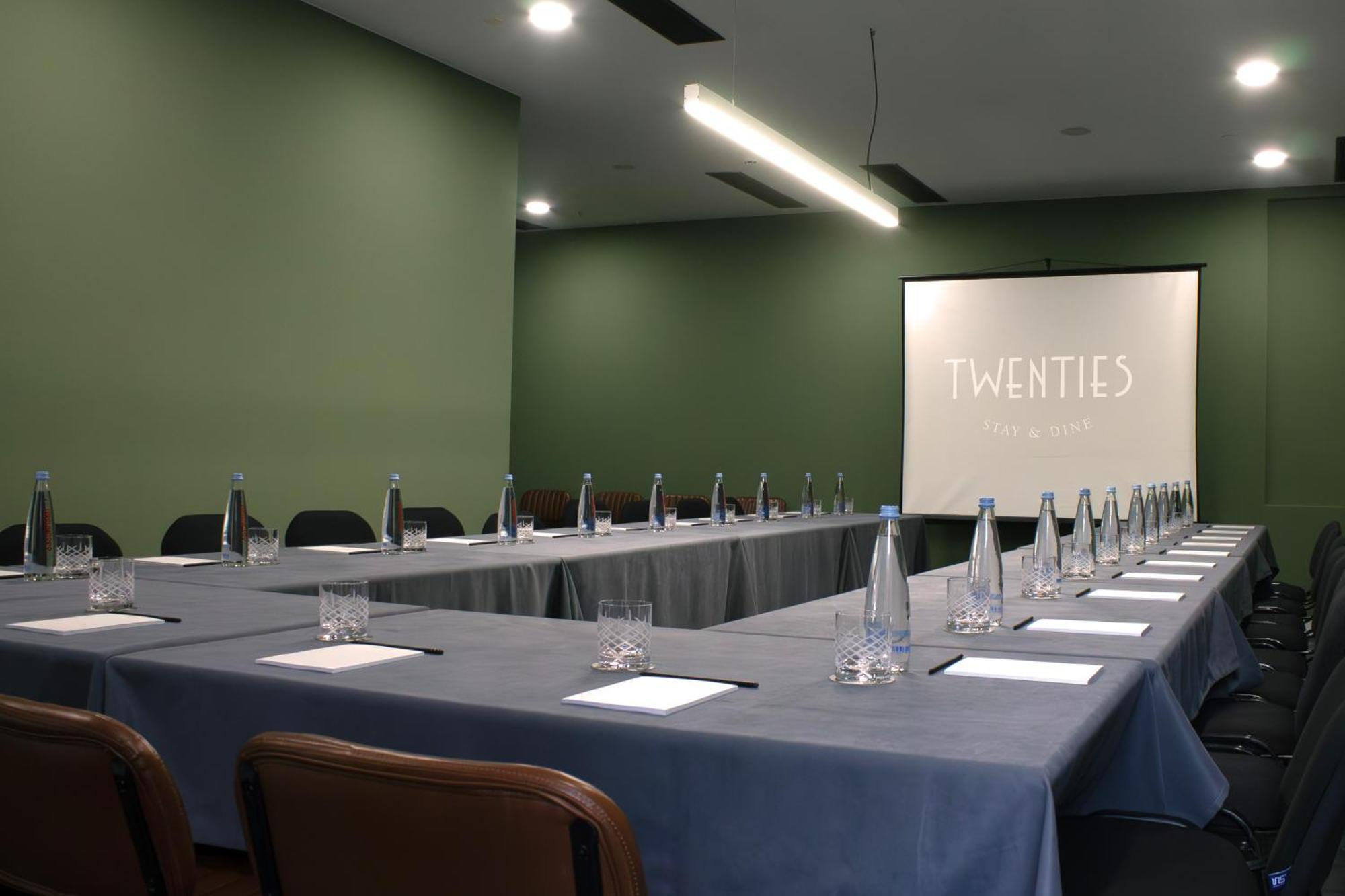 Hotel Twenties Tbilisi - Stay & Dine מראה חיצוני תמונה